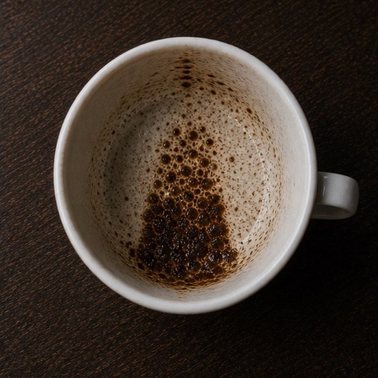 THIMBLE coffee grounds symbol photo variation 1