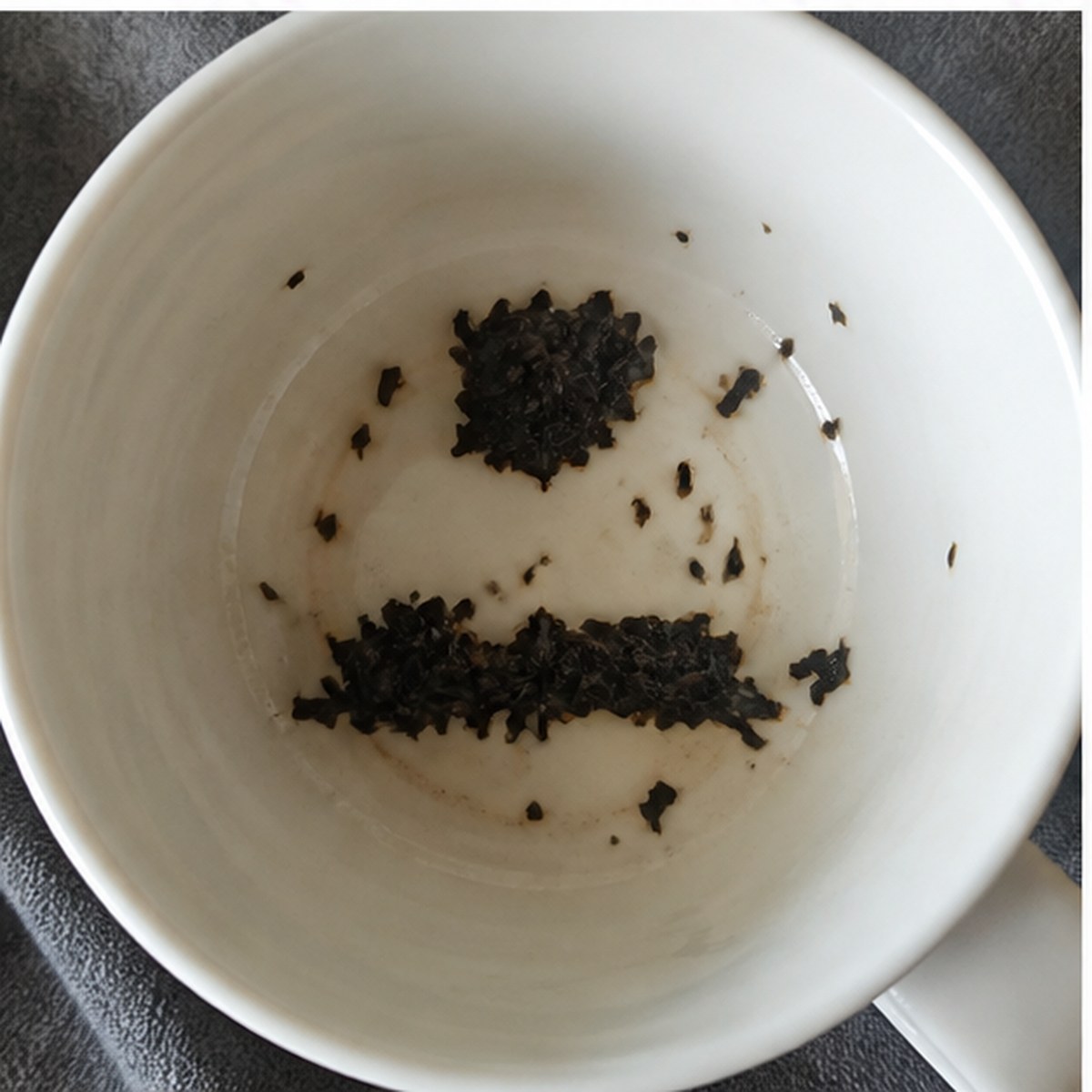 Altar tea leaves cup variation two