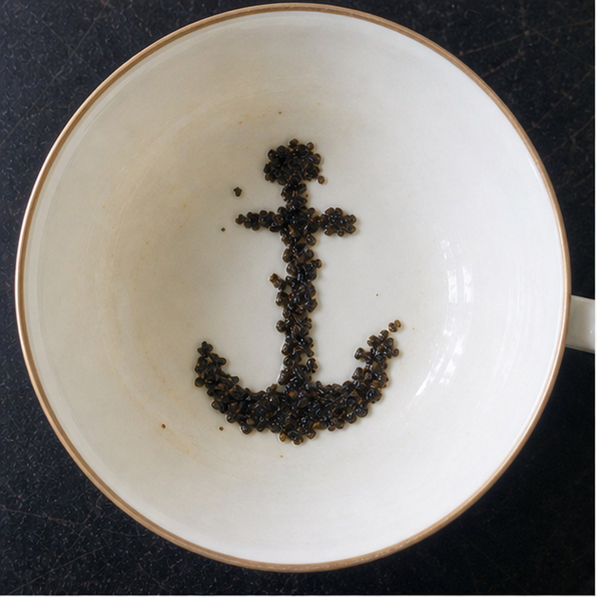 Anchor tea leaf reading cup example