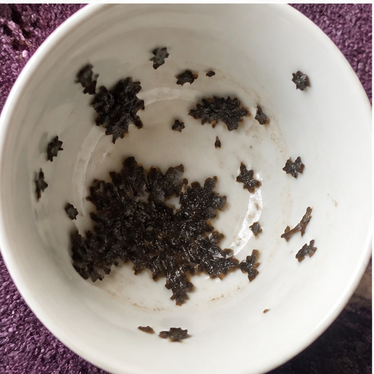 Anemone tea leaves cup variation two