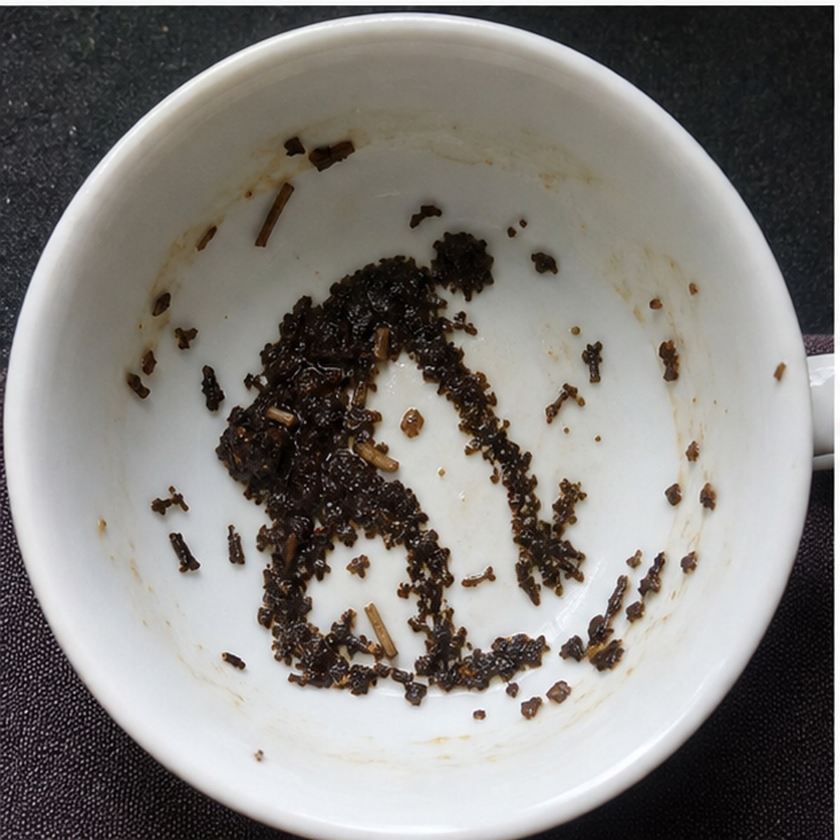 Ape tea leaves cup variation two