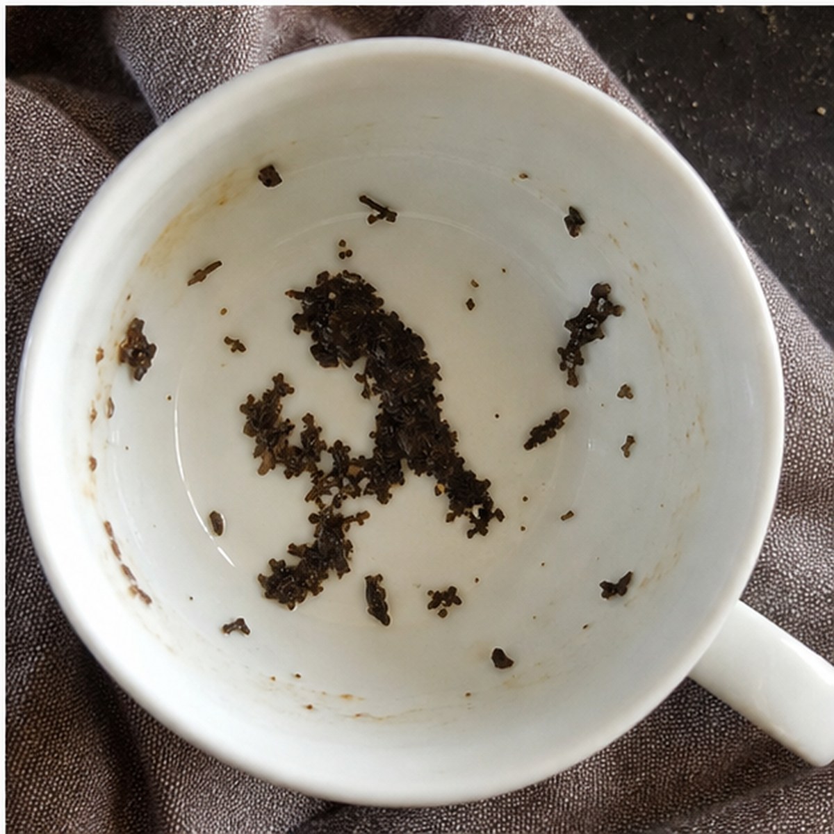 Ape tea leaves cup variation three