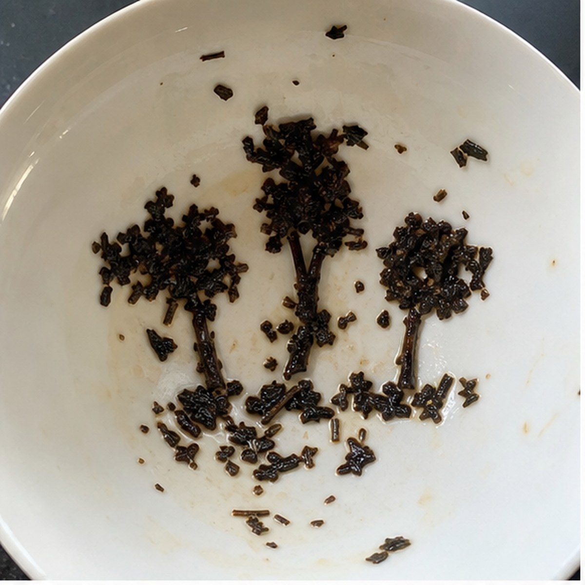 Apple Trees tea leaf reading cup example