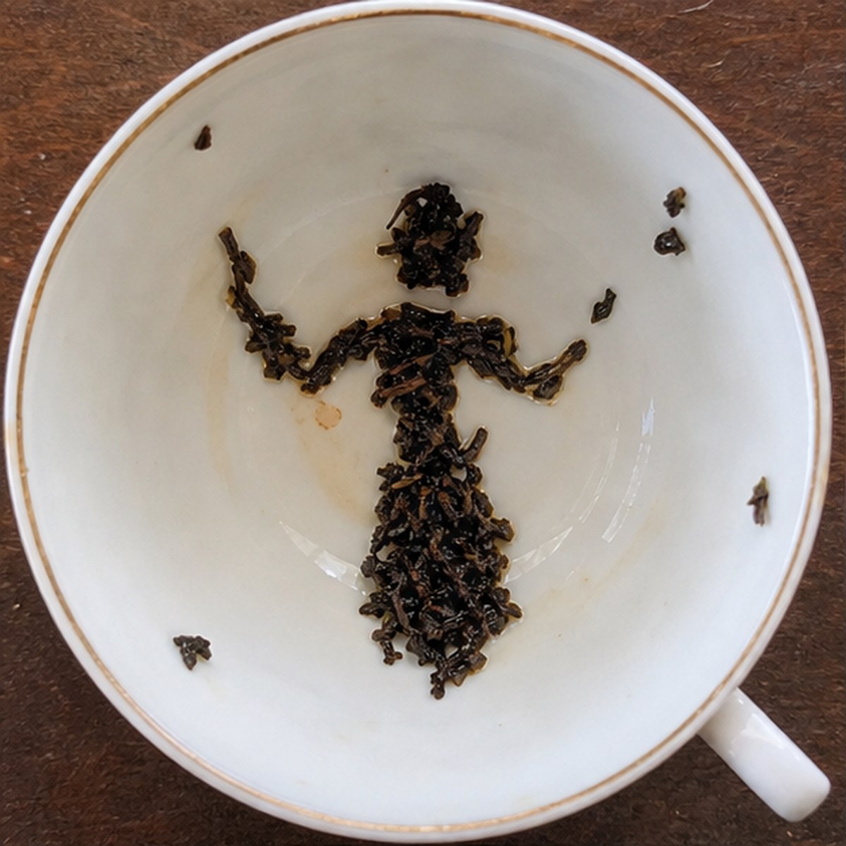 Artist tea leaf reading cup example