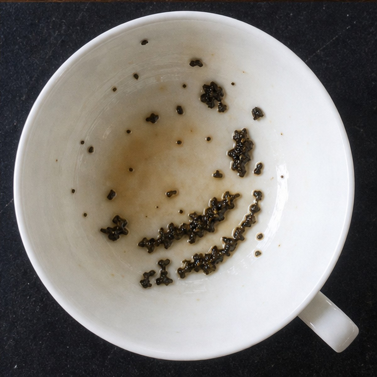 Bananas tea leaves cup variation three