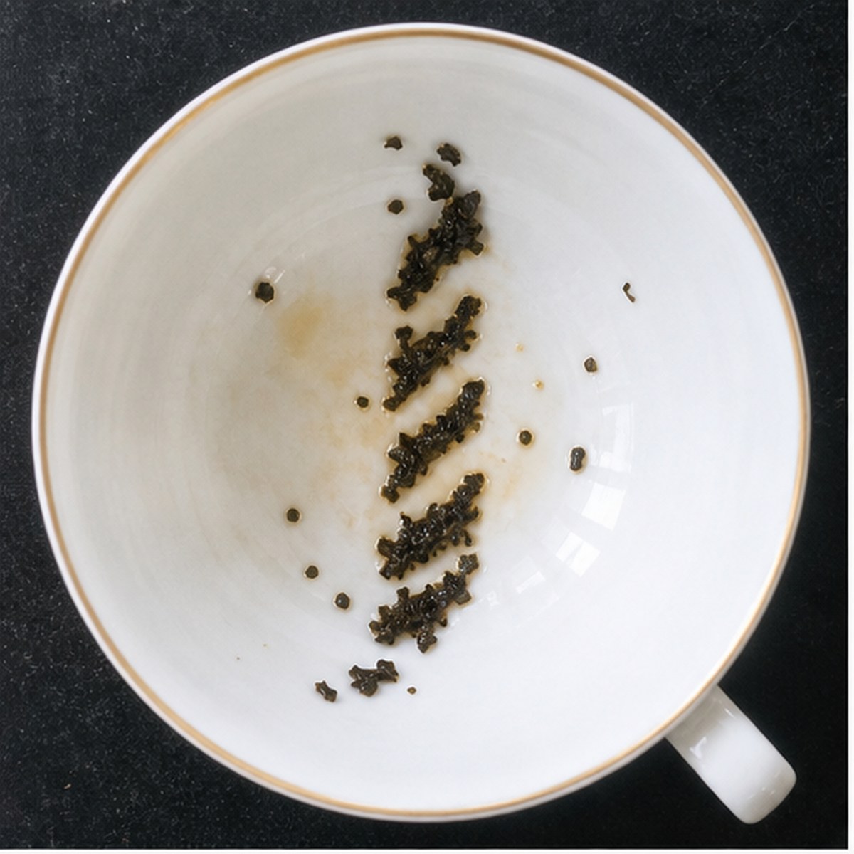 Barber tea leaf reading cup example