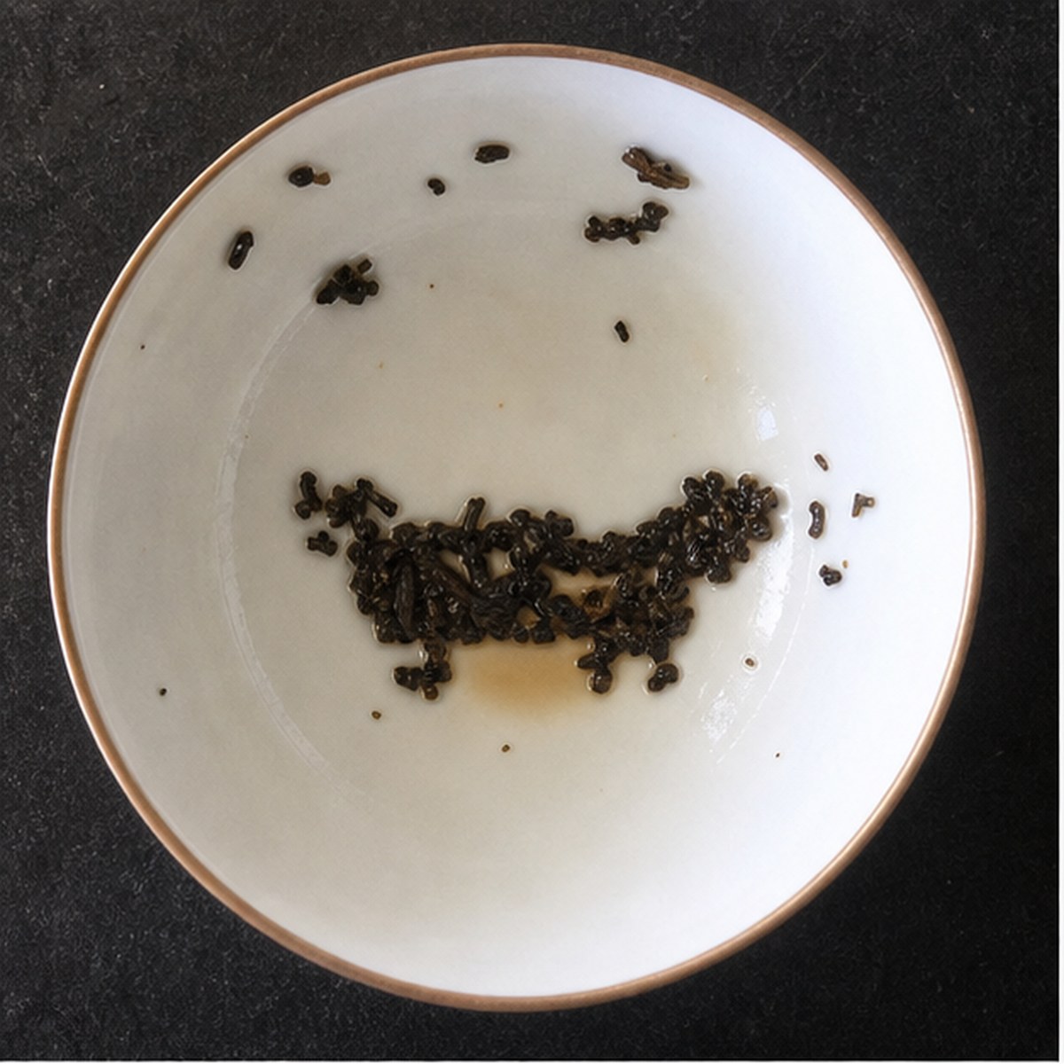 Bath tea leaf reading cup example