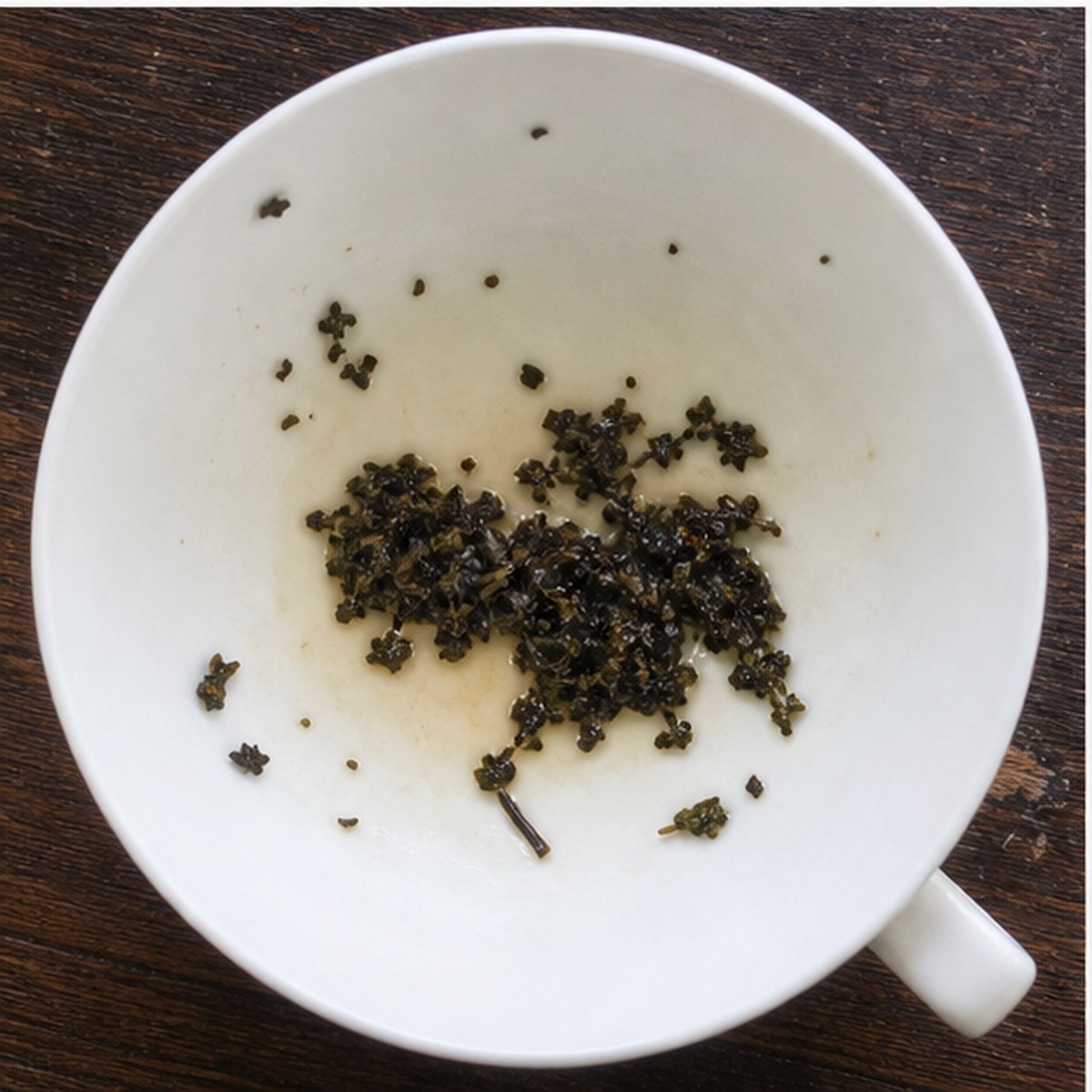 Bear tea leaves cup variation two