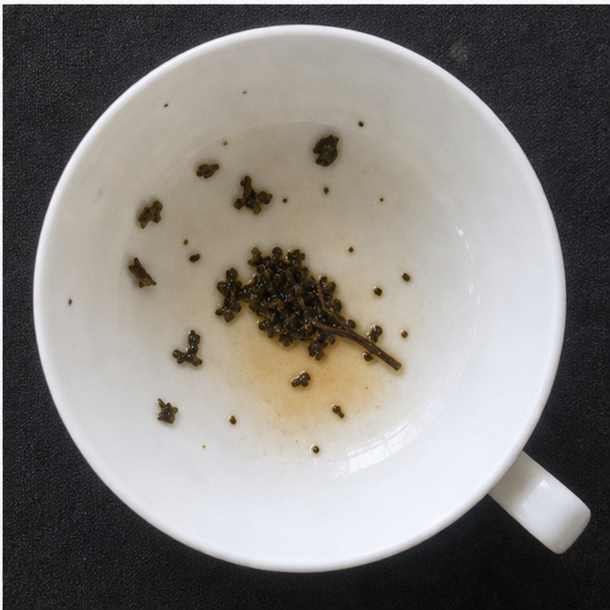 Bellows tea leaves cup variation three