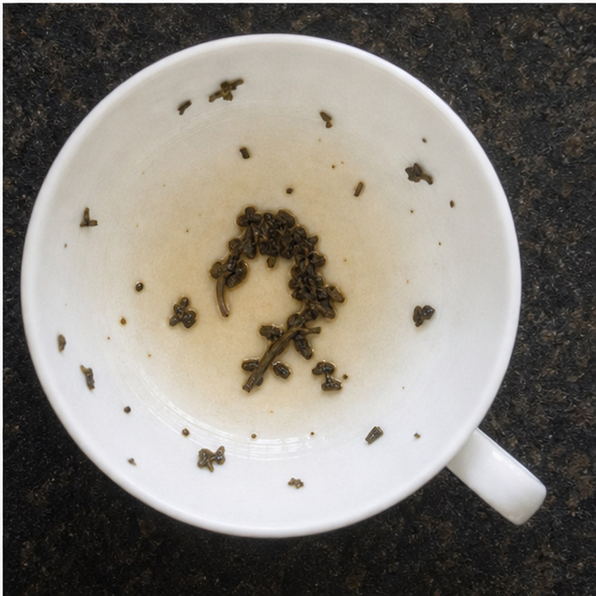 Bonnet tea leaves cup variation three