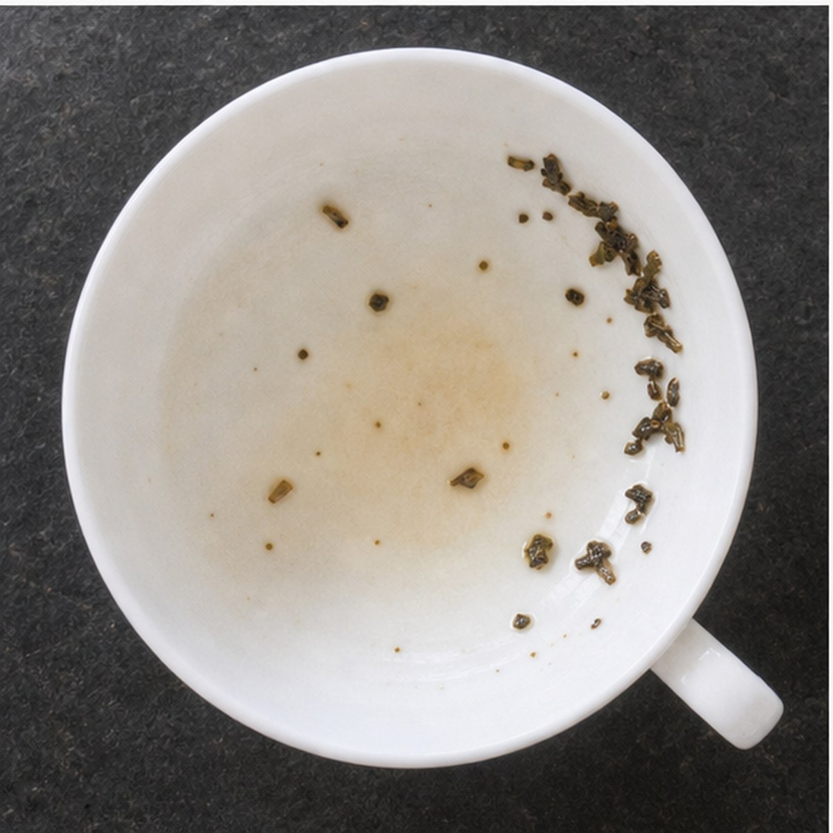 Border tea leaves cup variation two