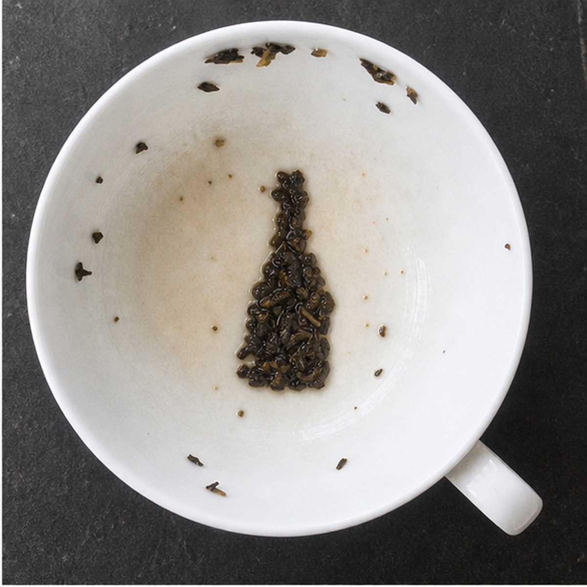 Bottle tea leaves cup variation one