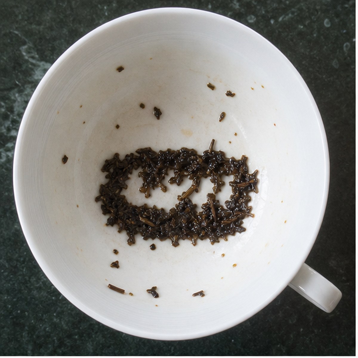 Bread tea leaf reading cup example
