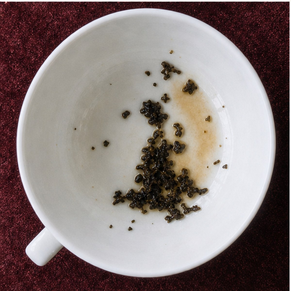 Bride tea leaves cup variation two