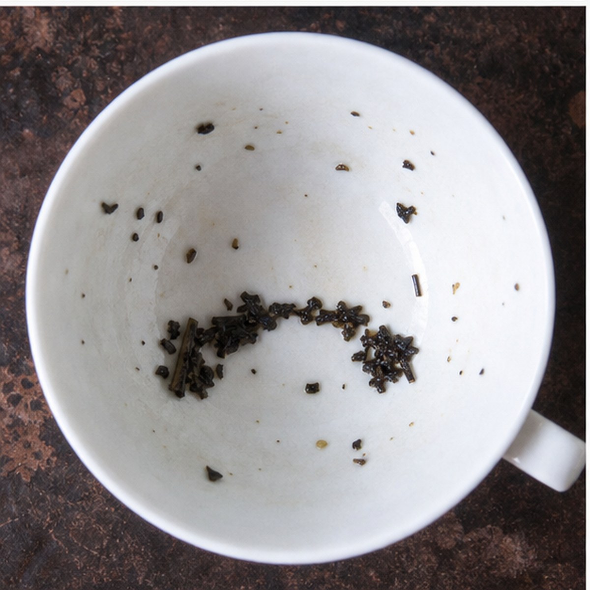 Bridge tea leaves cup variation two