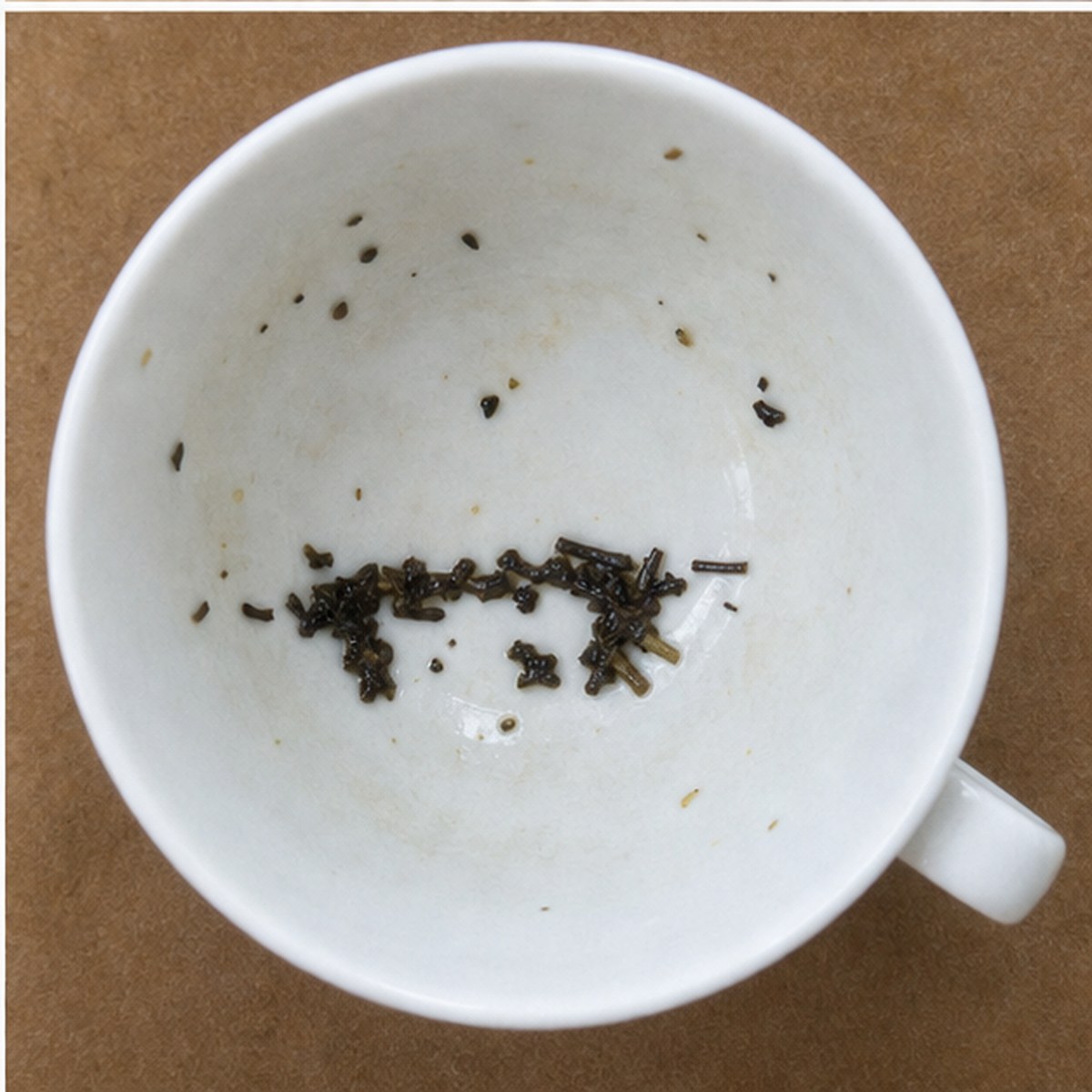 Bridge tea leaves cup variation three
