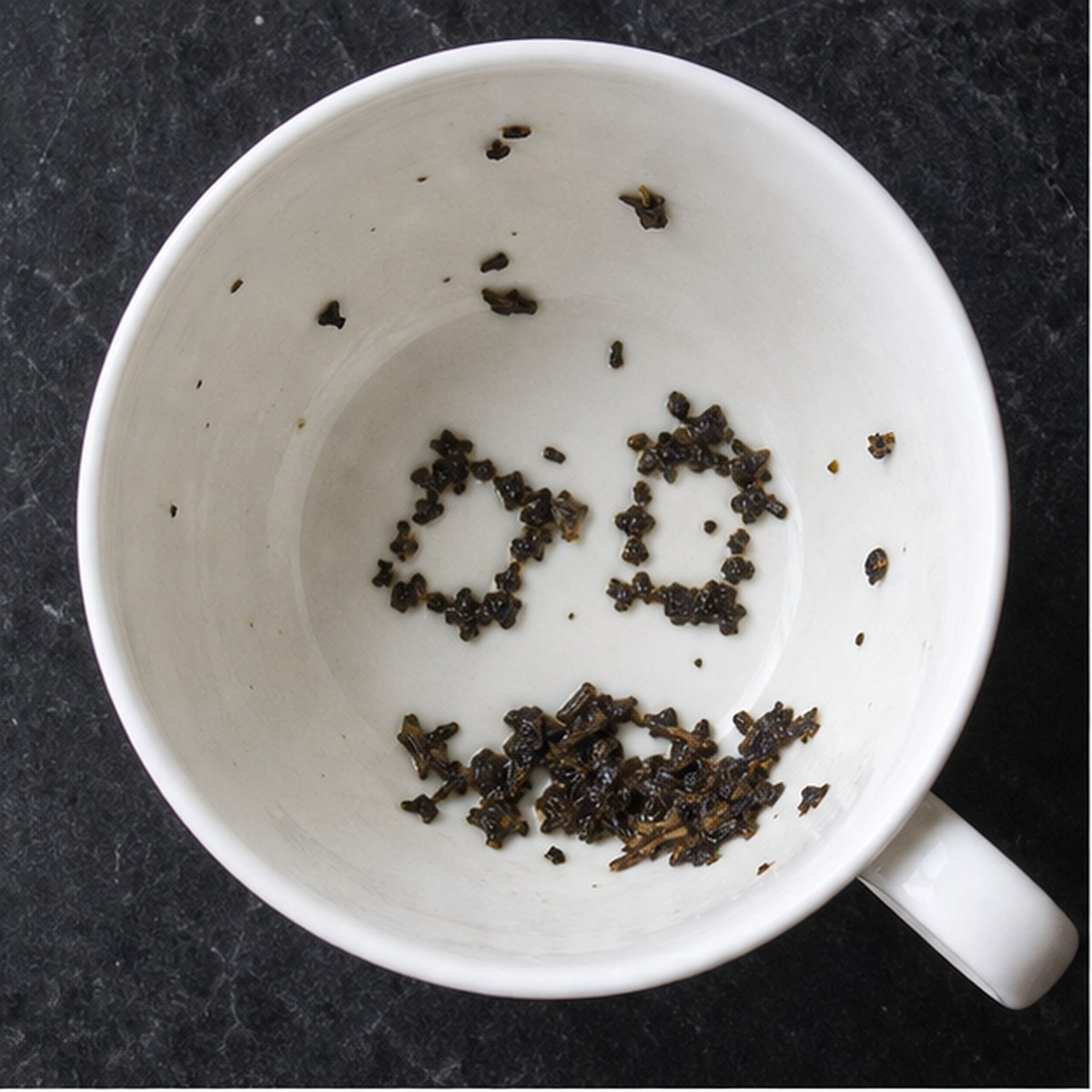 Buckles tea leaf reading cup example