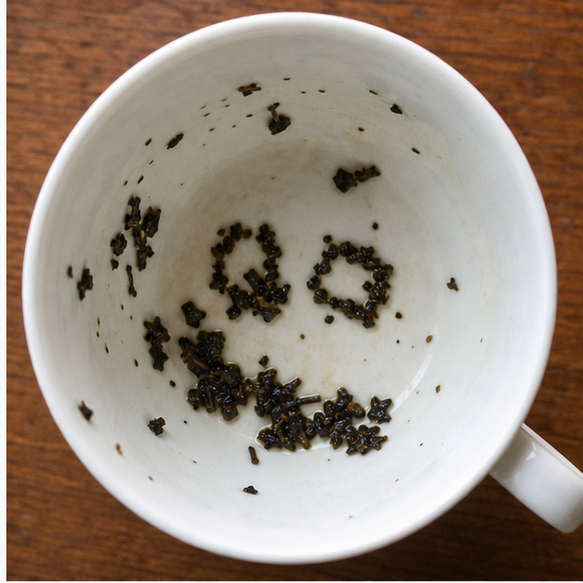 Buckles tea leaves cup variation one