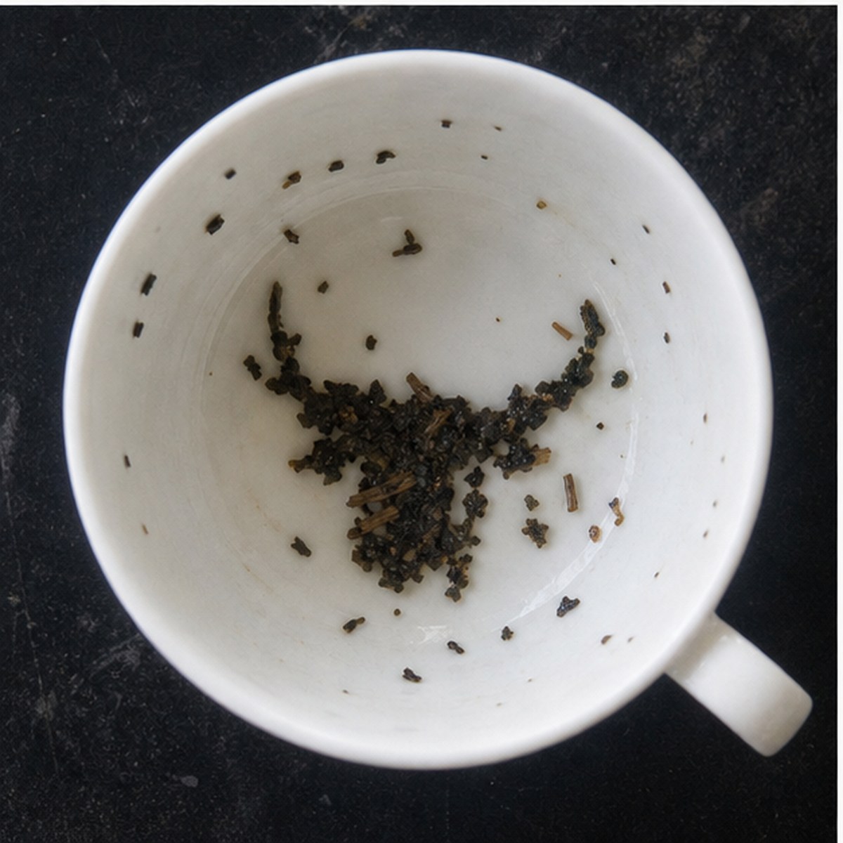 Bull tea leaves cup variation two
