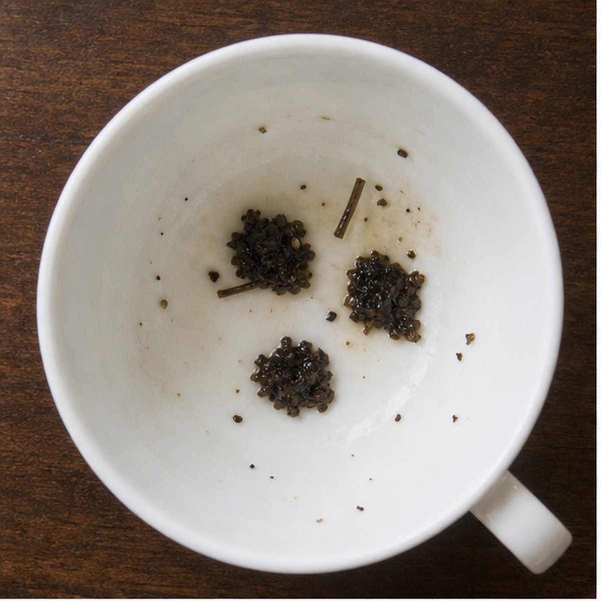 Buns tea leaf reading cup example