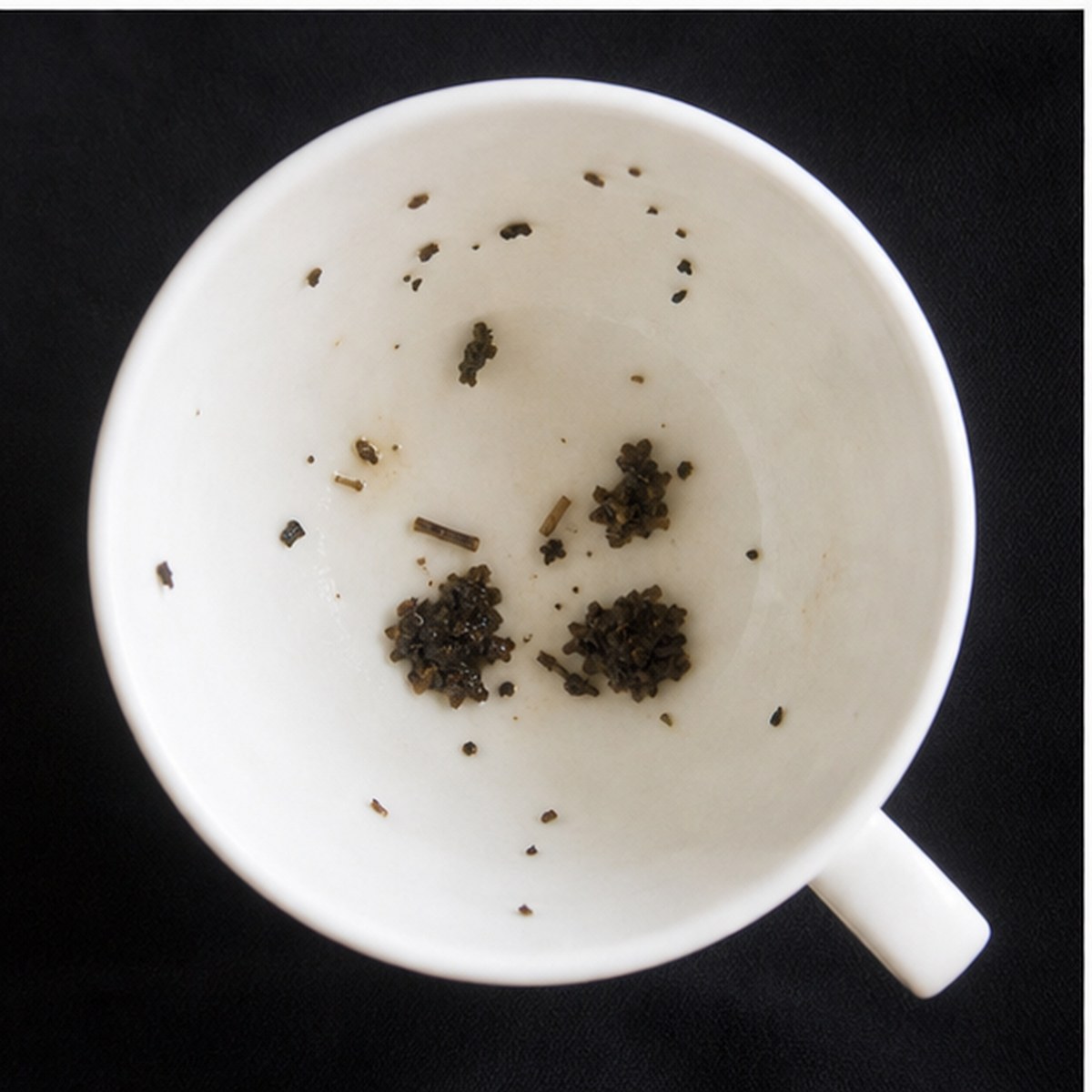 Buns tea leaves cup variation two