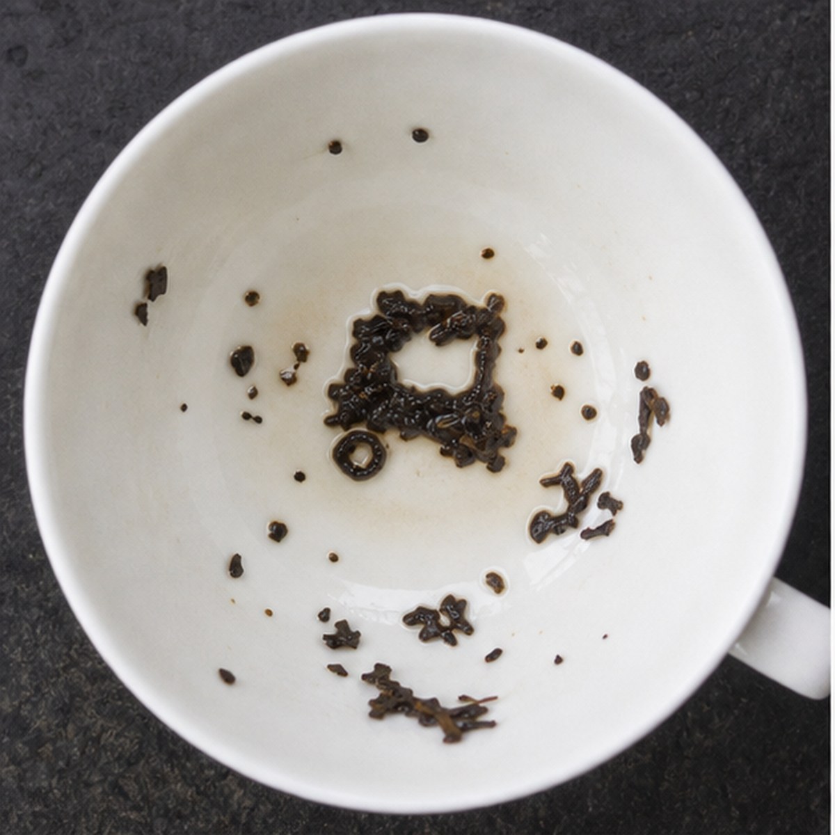 Cab tea leaf reading cup example