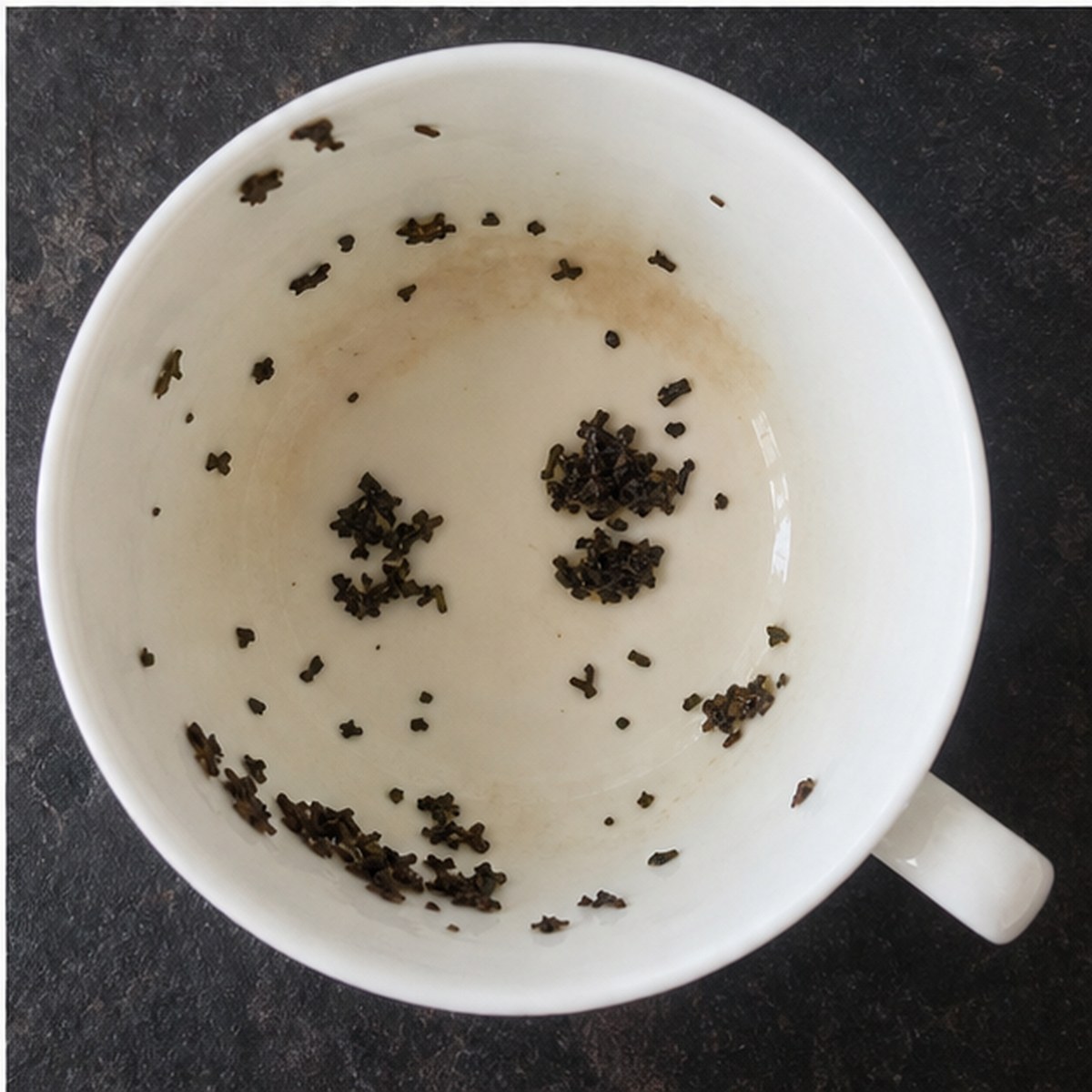 Cakes tea leaves cup variation three