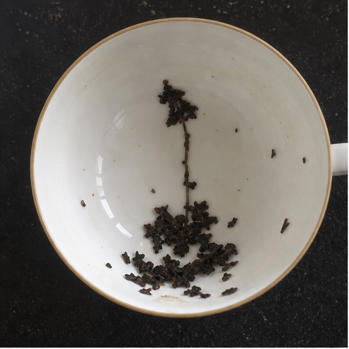 Candle Extinguisher tea leaf reading cup example
