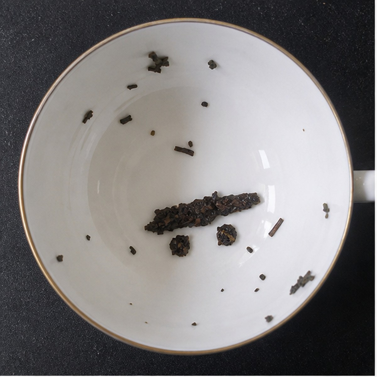 Cannon tea leaf reading cup example