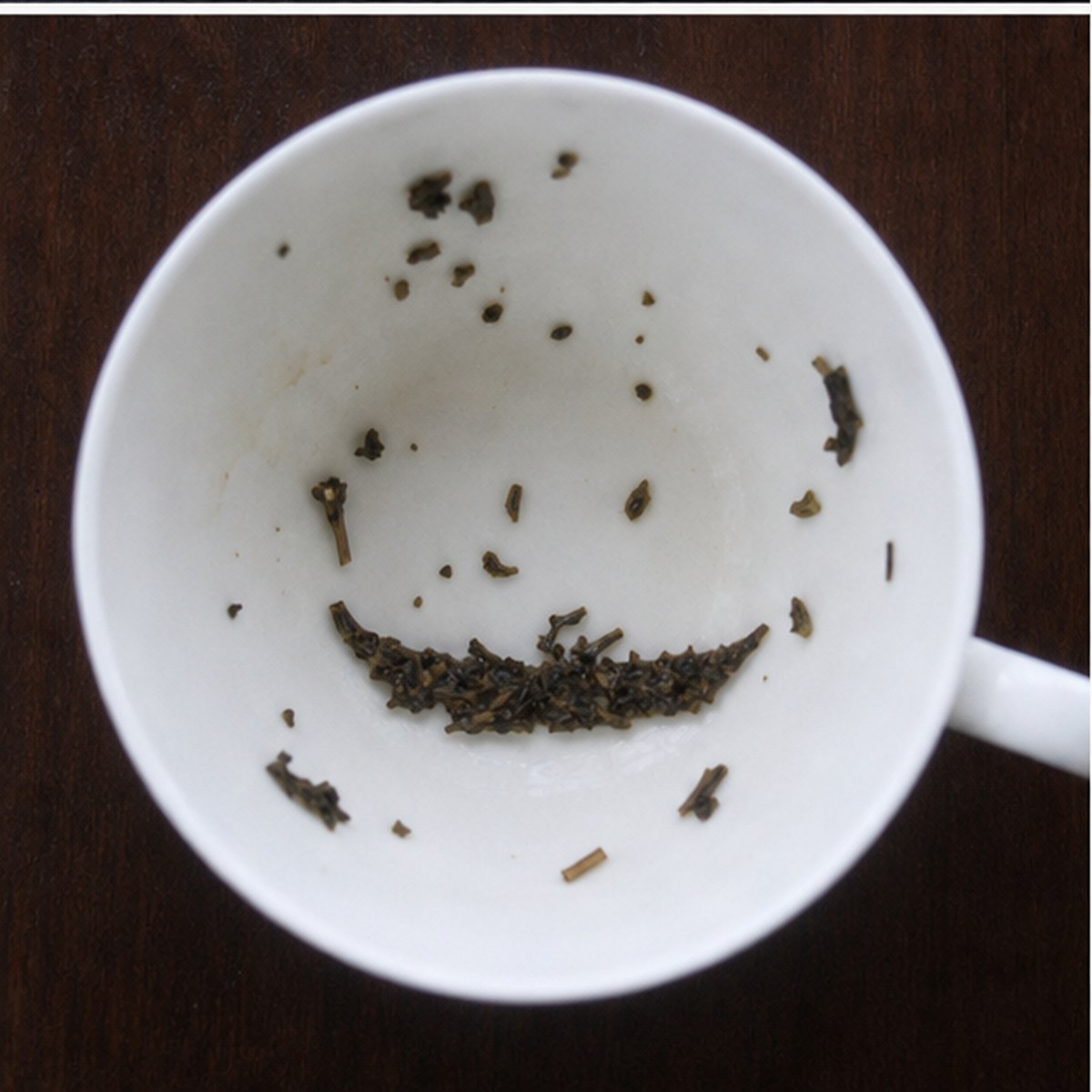 Canoe tea leaves cup variation two
