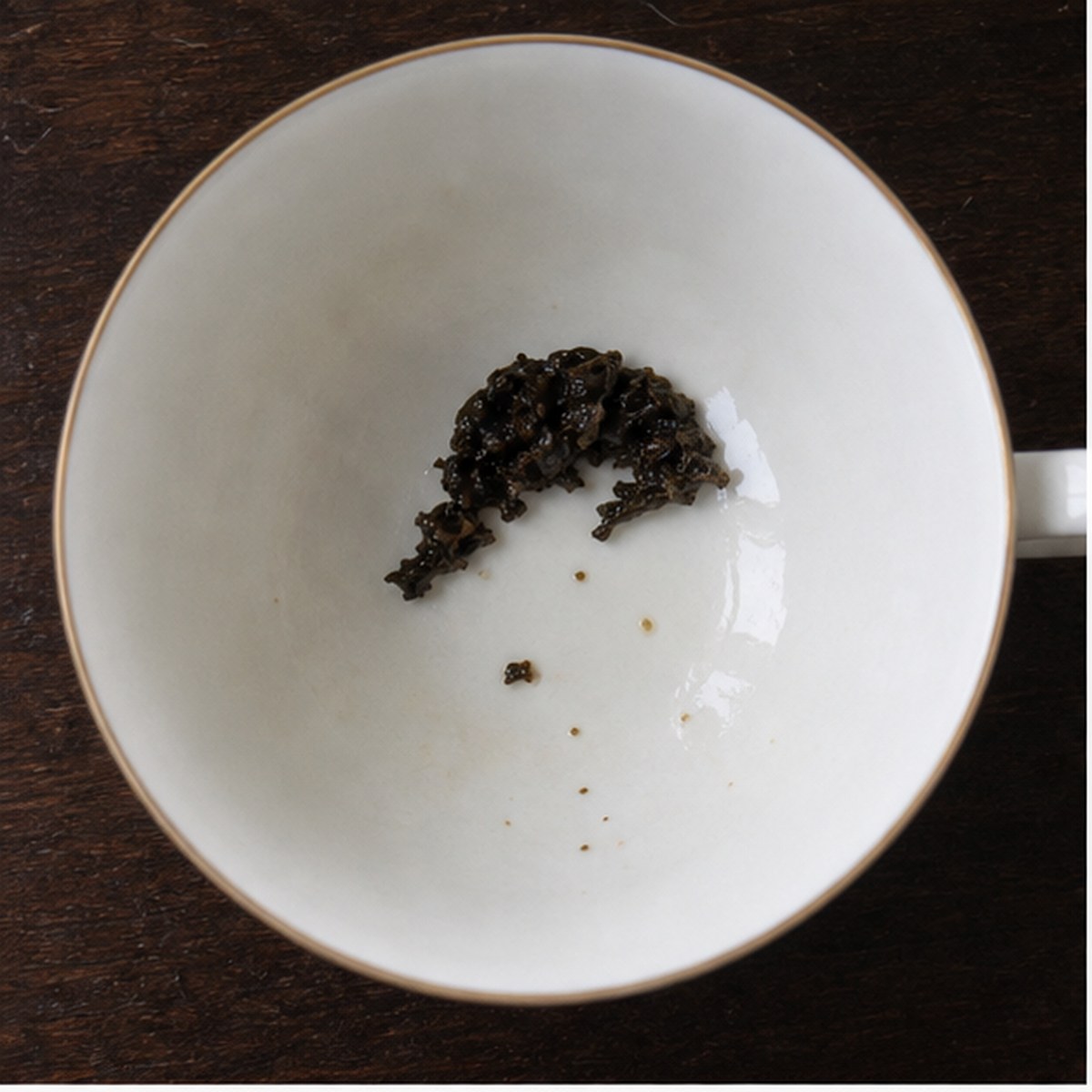 Cap tea leaf reading cup example