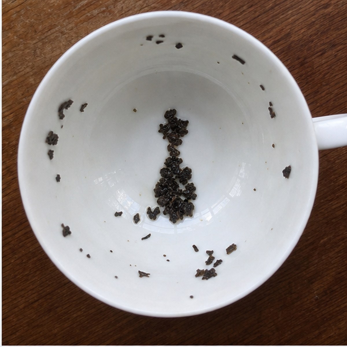 Carafe tea leaves cup variation one