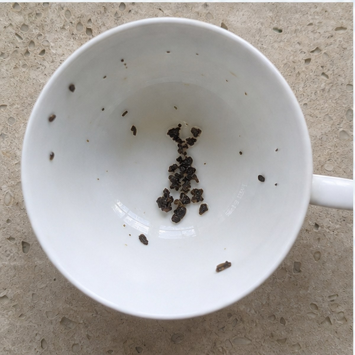 Carafe tea leaves cup variation two