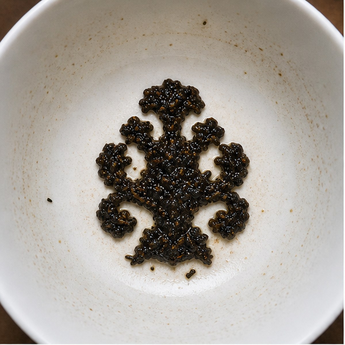 Carving tea leaf reading cup example