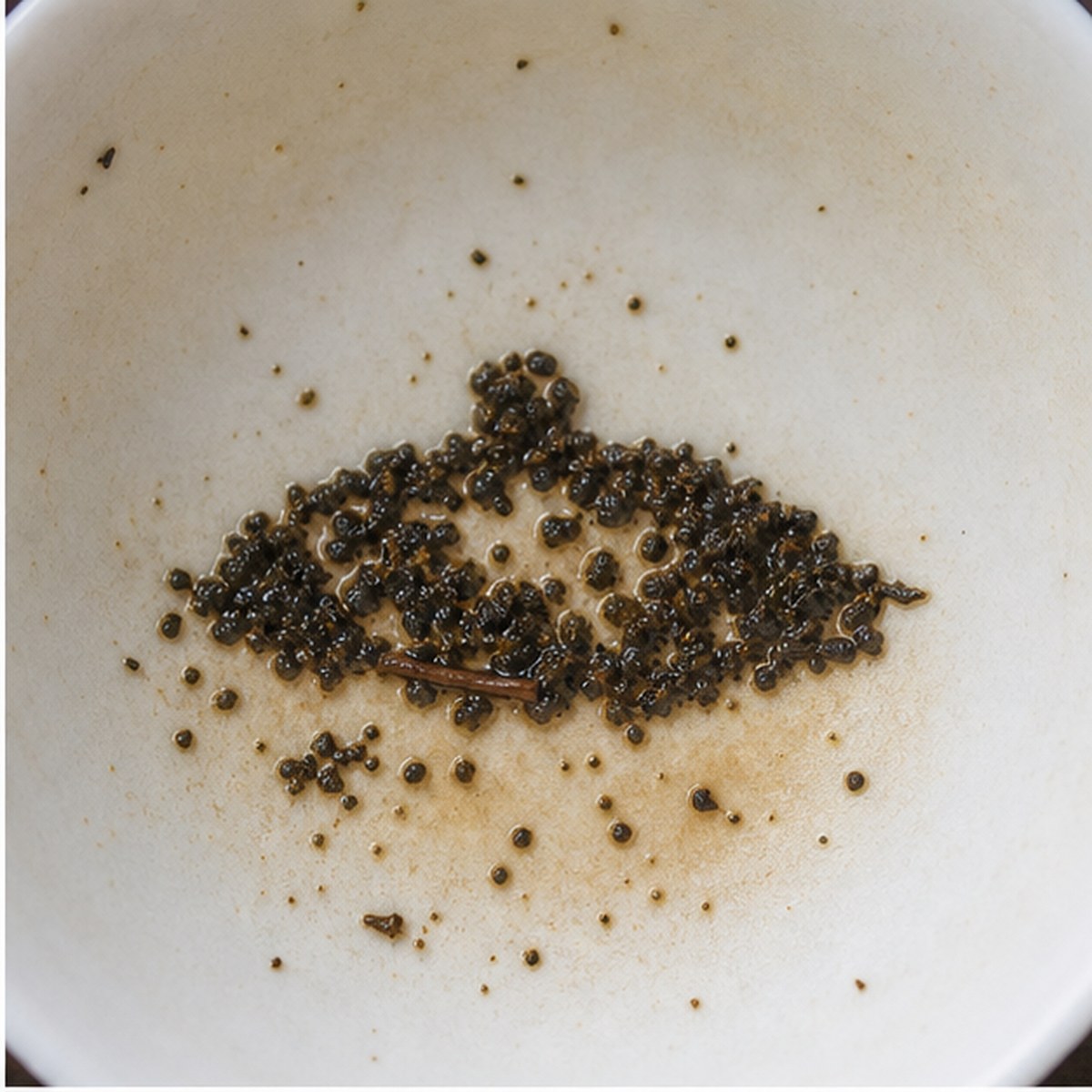 Cover tea leaves cup variation one