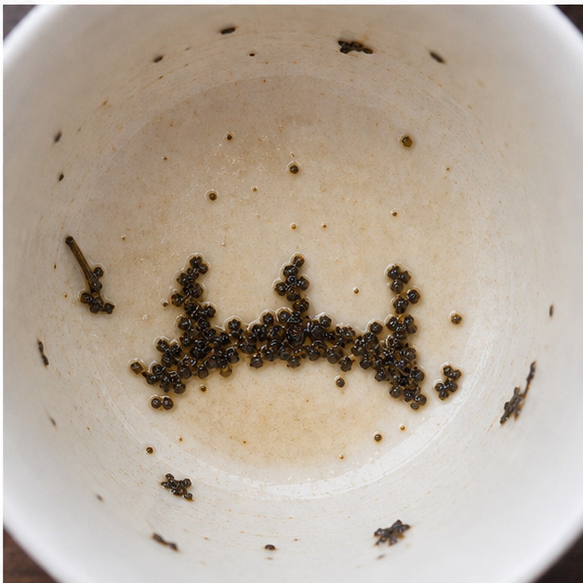 Diadem tea leaves cup variation three