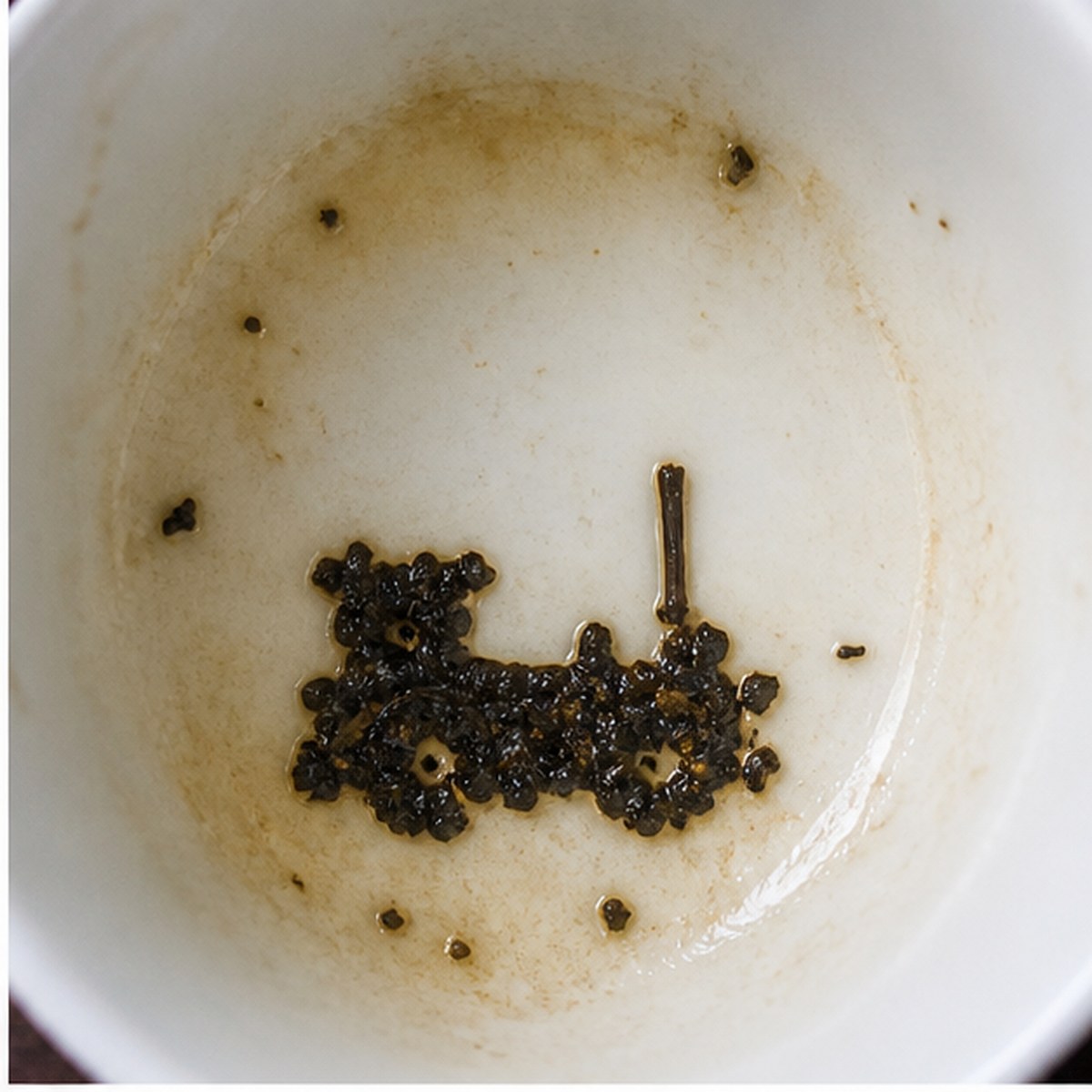 Engine tea leaves cup variation one