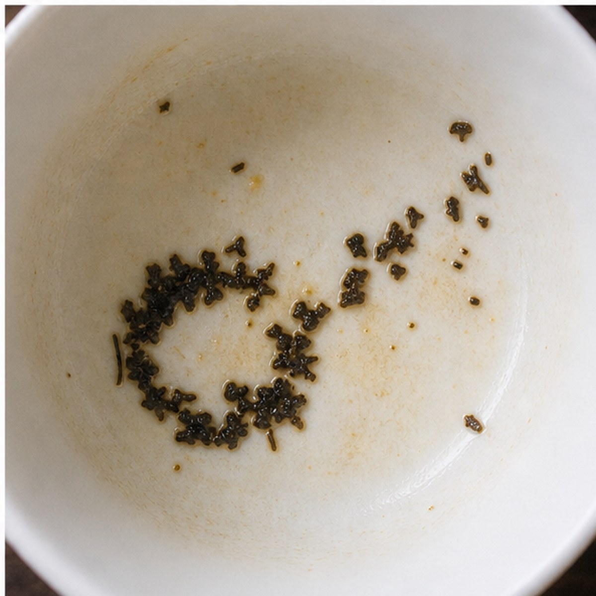 Escape tea leaves cup variation three