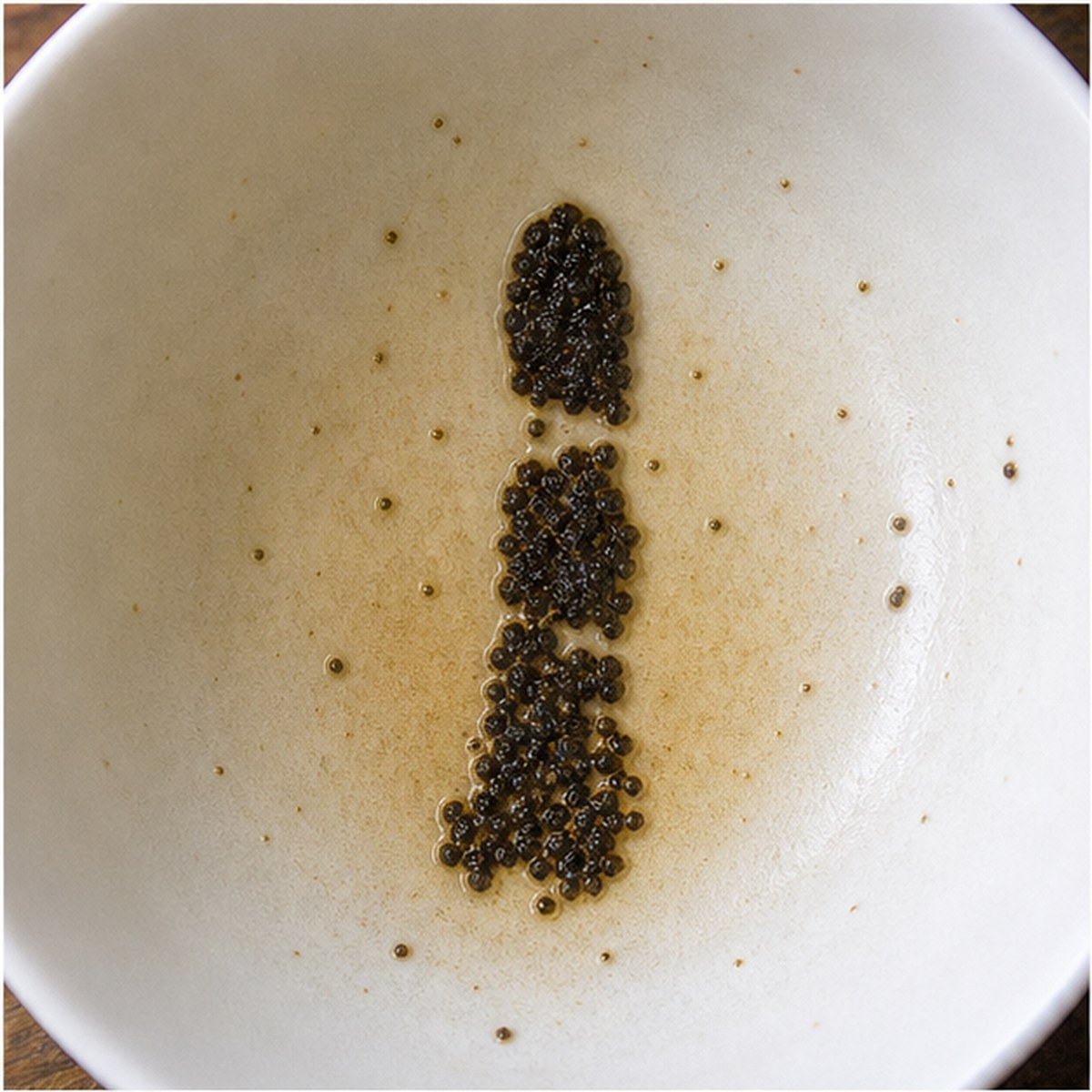 Finger tea leaf reading cup example