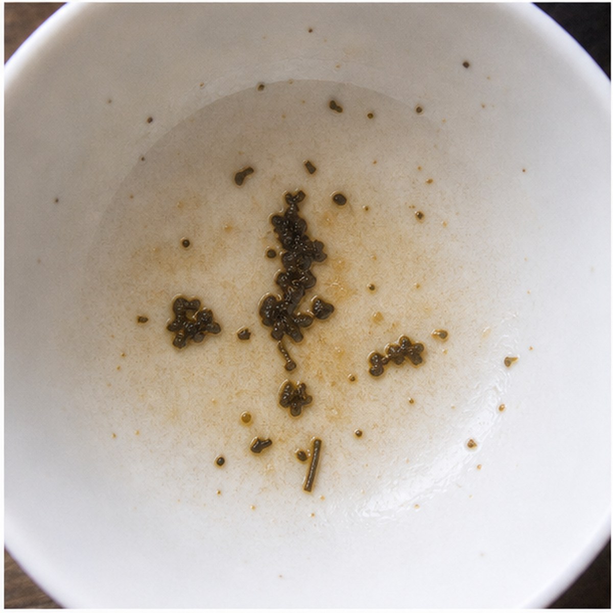Fleur-De-Lys Or Lily tea leaves cup variation two