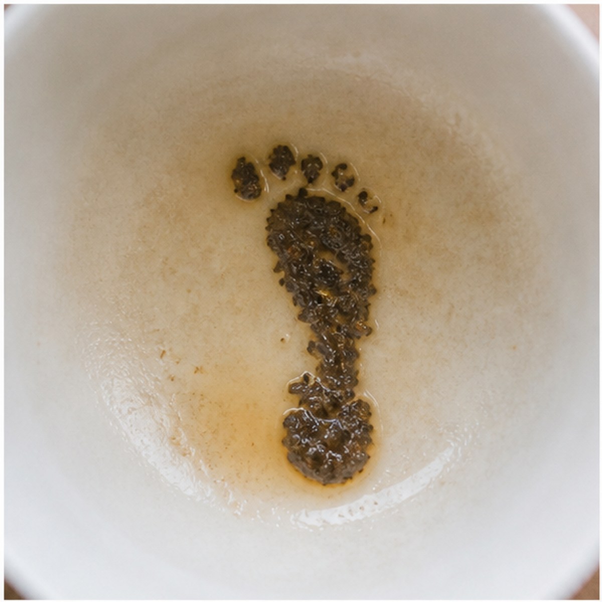 Foot tea leaf reading cup example
