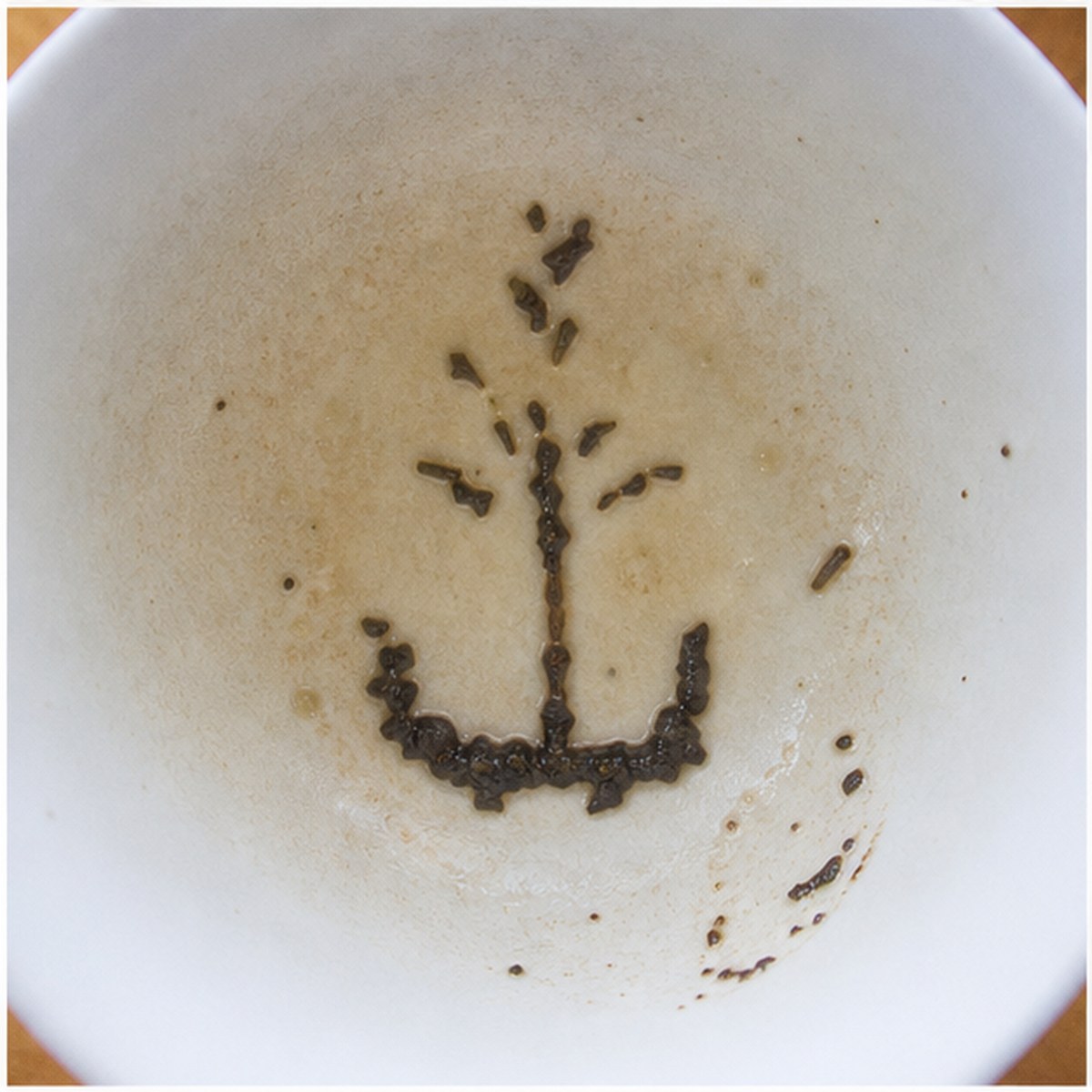 Fountain tea leaves cup variation two