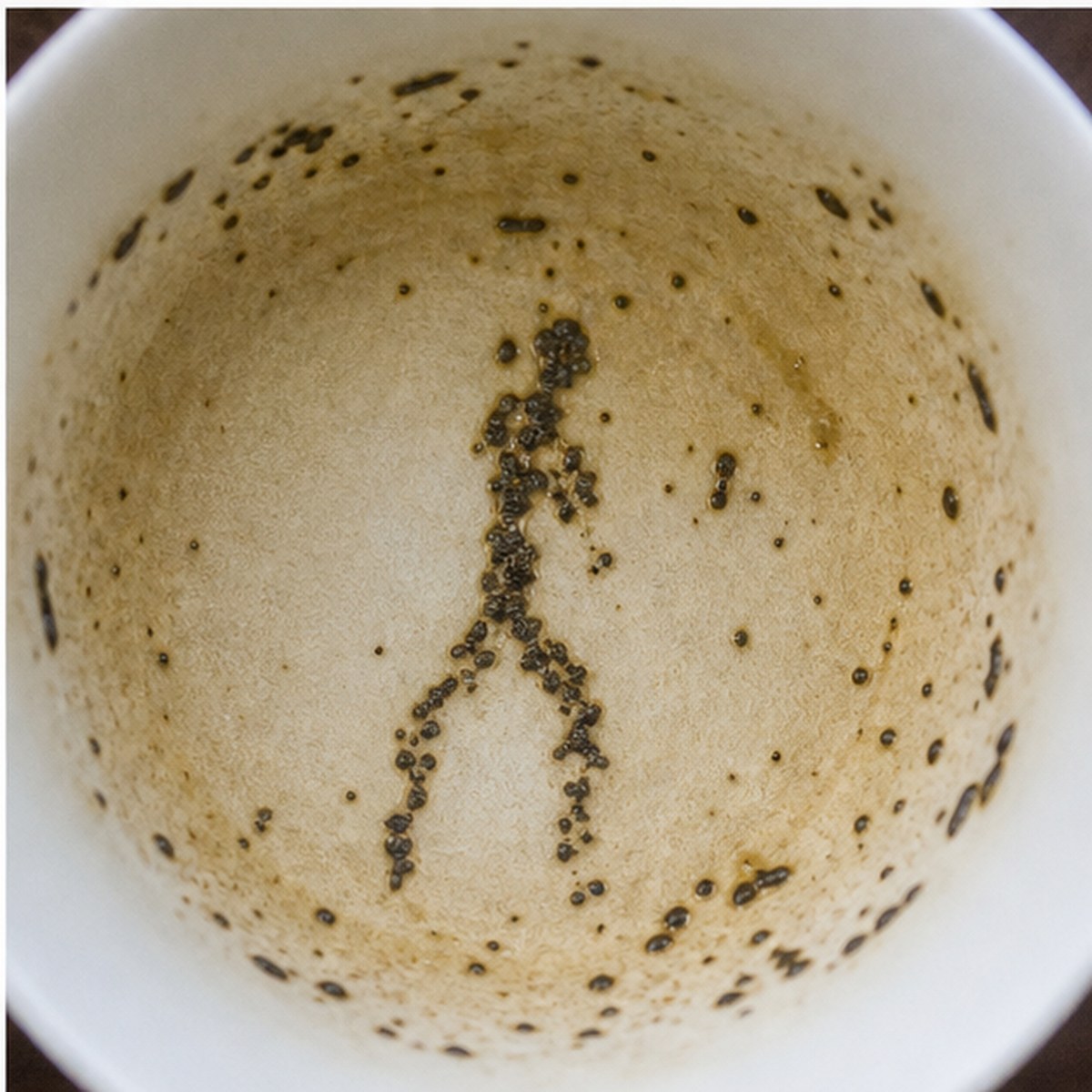 Giant tea leaves cup variation three