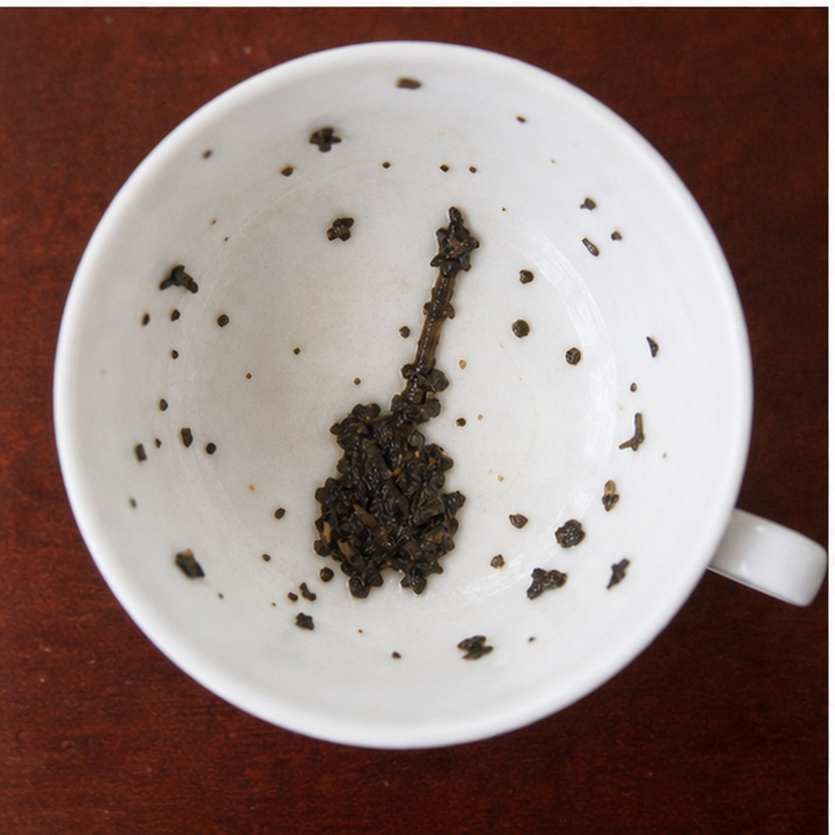 Guitar tea leaves cup variation two