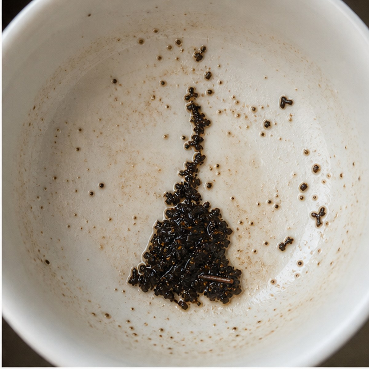 Handbell tea leaves cup variation one