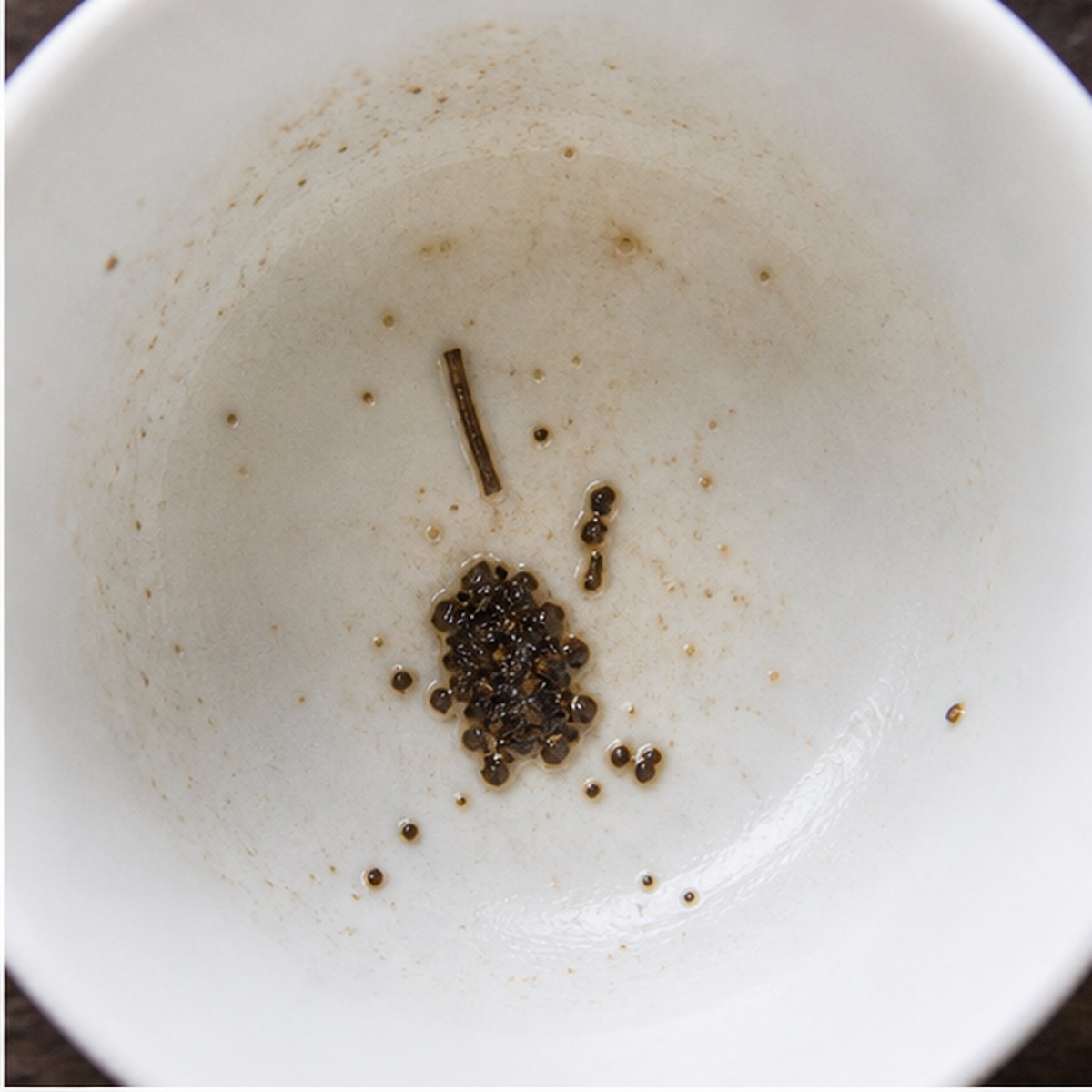 Hare tea leaves cup variation one