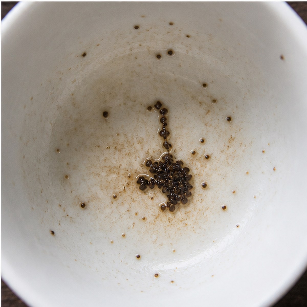 Hare tea leaves cup variation three
