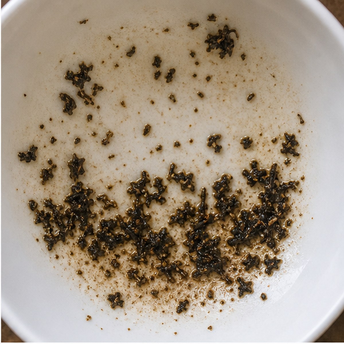 Hedge tea leaves cup variation one