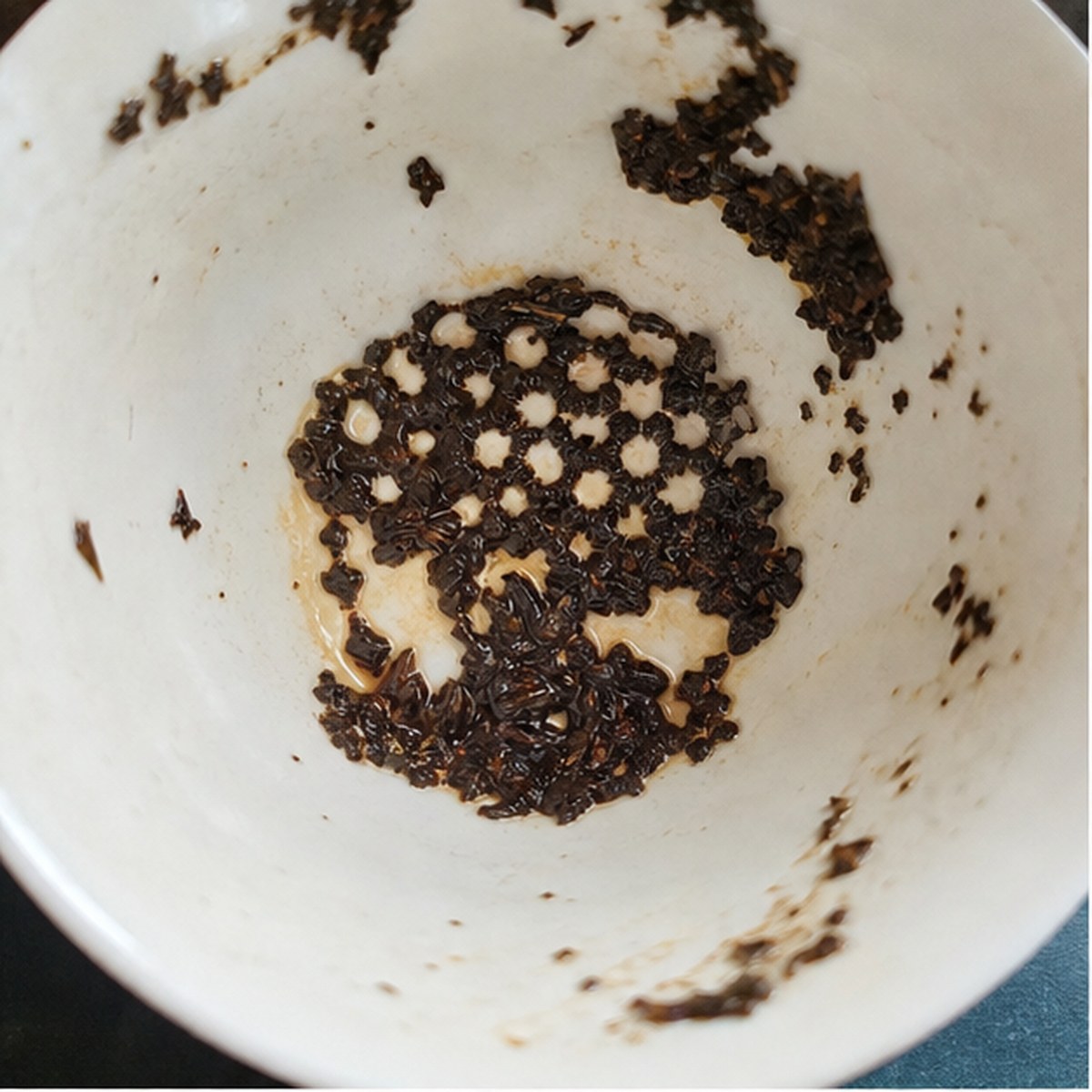 Hive tea leaf reading cup example