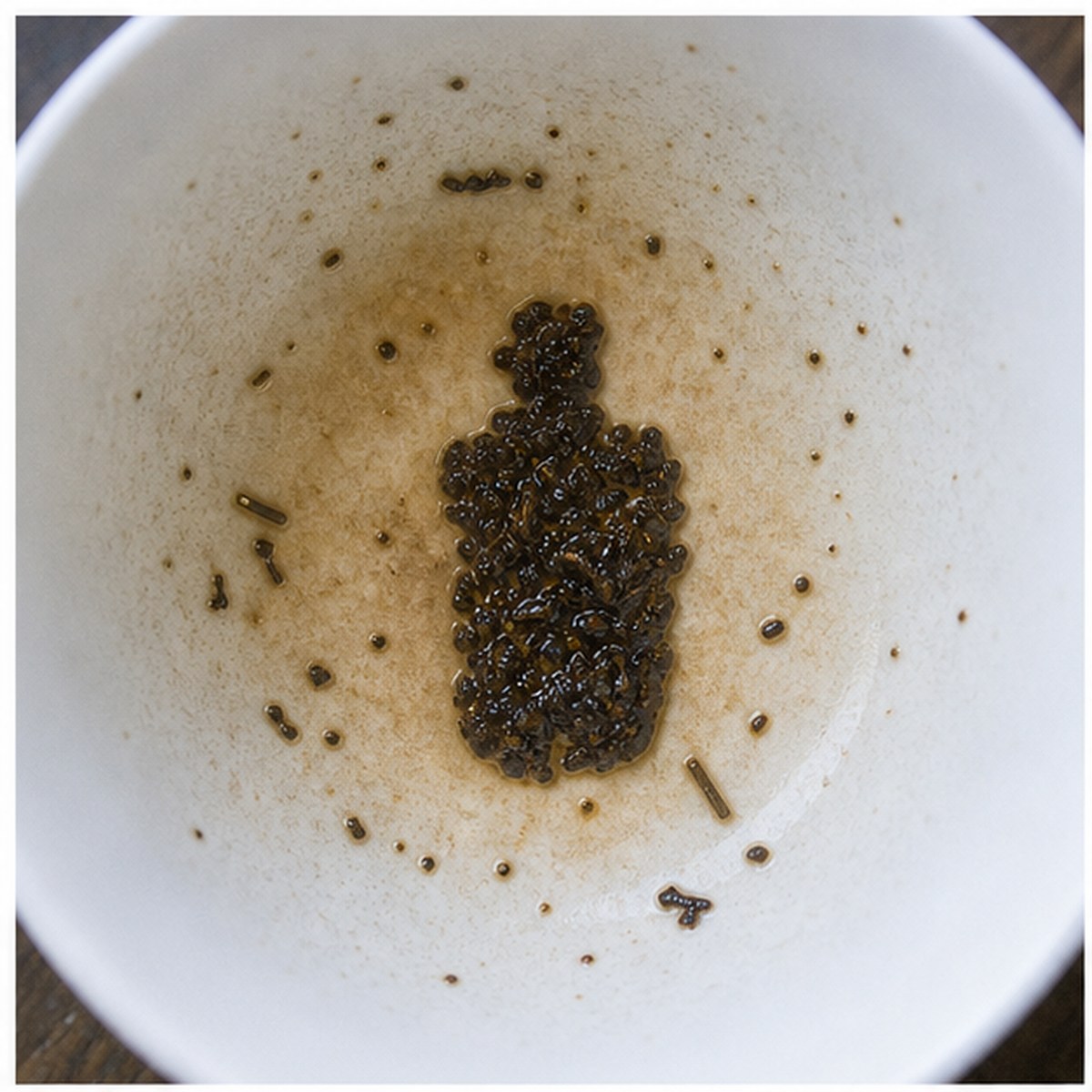 Hot-Water Bottle tea leaf reading cup example
